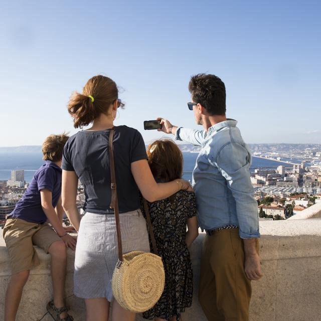 Famille à Notre Dame De La Garde